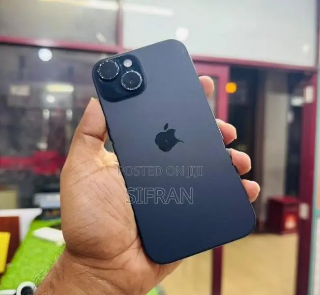 Apple iPhone 15 (Used)