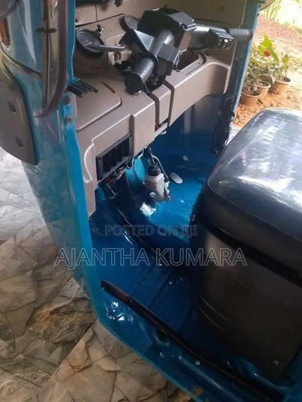 Bajaj 2015
