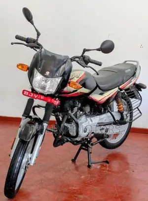 Bajaj CT100 2025
