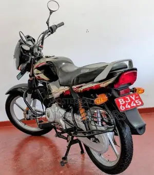 Bajaj CT100 2025