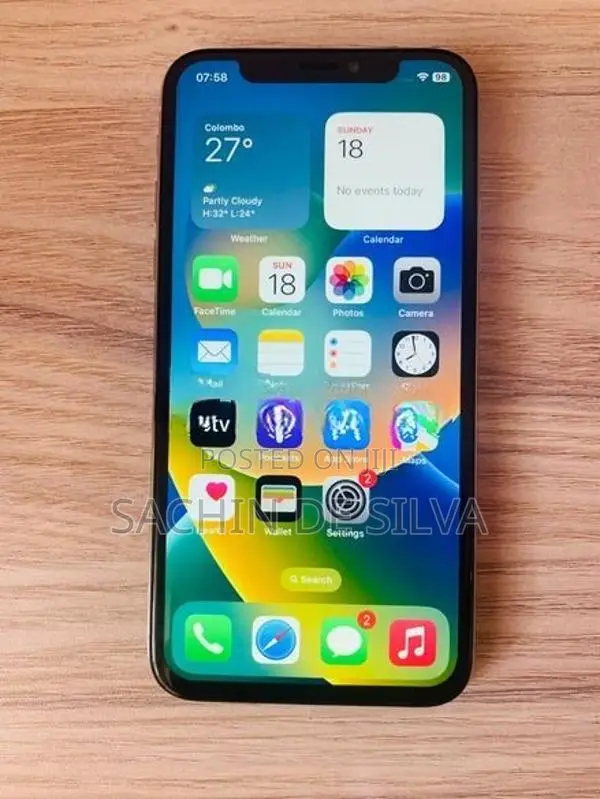 Apple iPhone X (Used)
