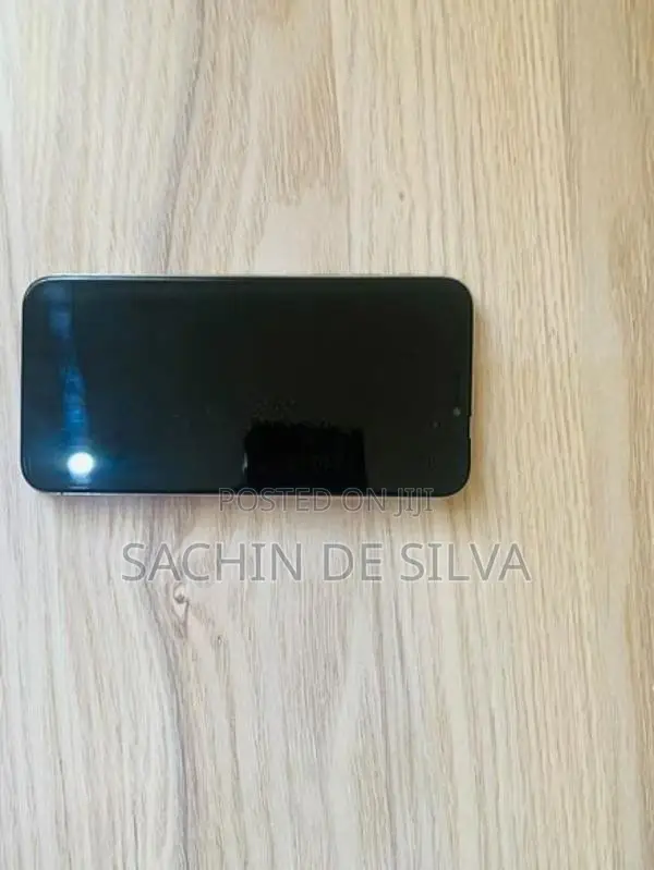 Apple iPhone X (Used)