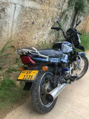 Bajaj CT100 2009