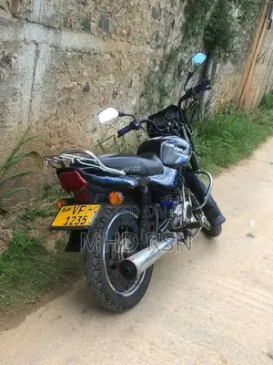 Bajaj CT100 2009