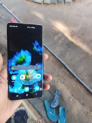 Samsung Galaxy S10 Plus (Used)