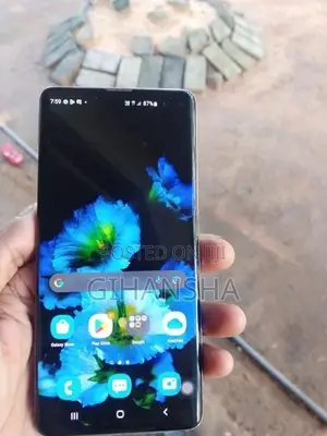 Samsung Galaxy S10 Plus (Used)