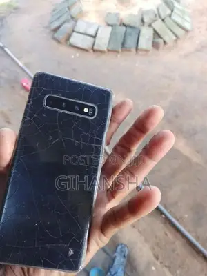 Samsung Galaxy S10 Plus (Used)