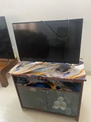 Internet Samsung TV ,Stand With A Cabinet