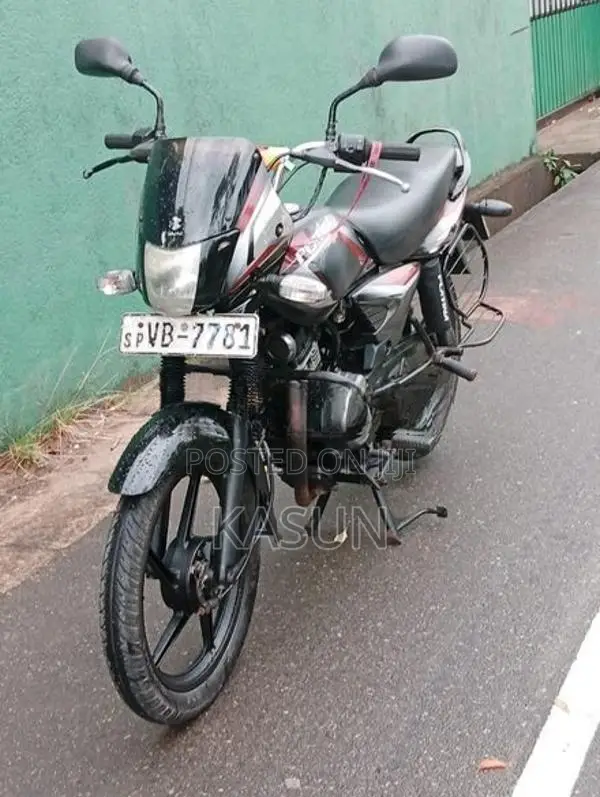 Bajaj Platina 2010