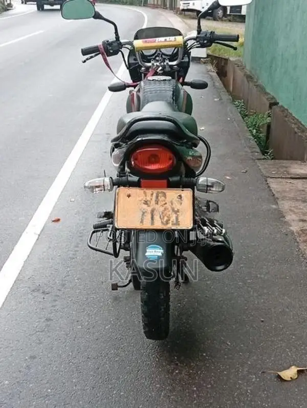 Bajaj Platina 2010