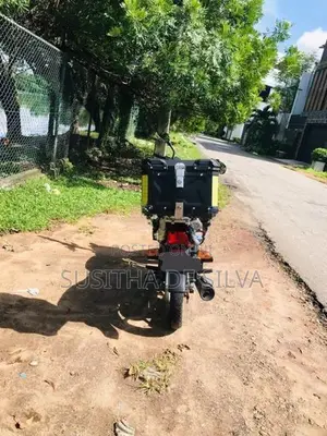 Bajaj CT100 2025