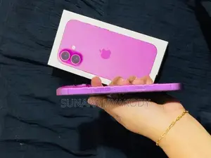 Apple iPhone 16 (Used)