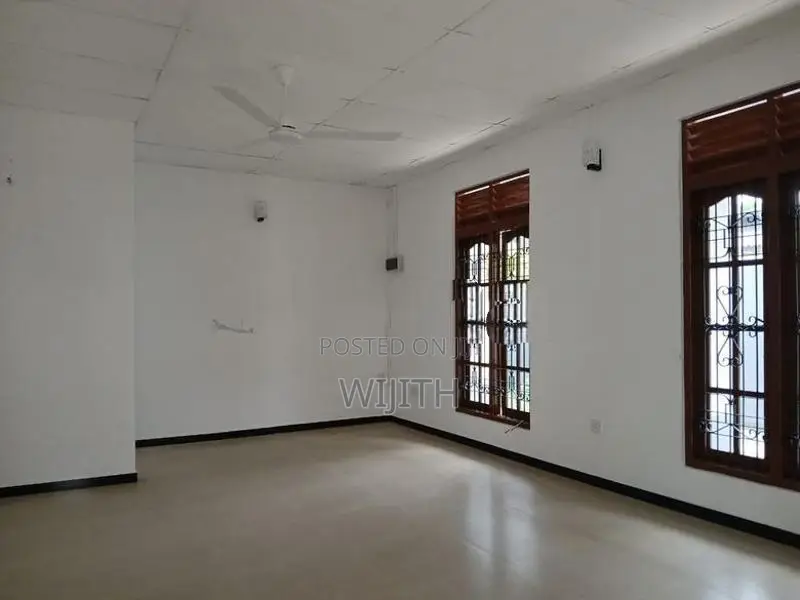 Single House For Sale IN Kottawa Piliyandala Road