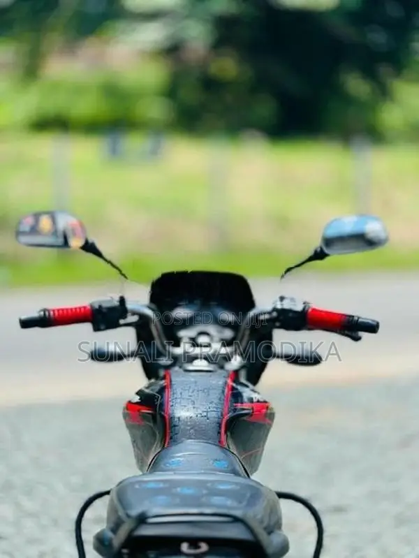 Bajaj Discover 2008