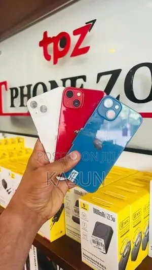 Apple iPhone 13 (Used)