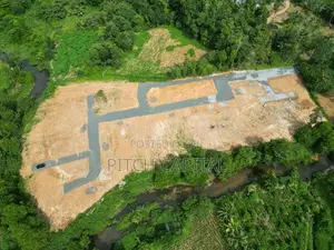 හඳපාන්ගොඩ මාවක් ඔය ගඟට මුහුණලා ඉඩමක් විකිණීමට