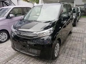 Mitsubishi eK Wagon 2023