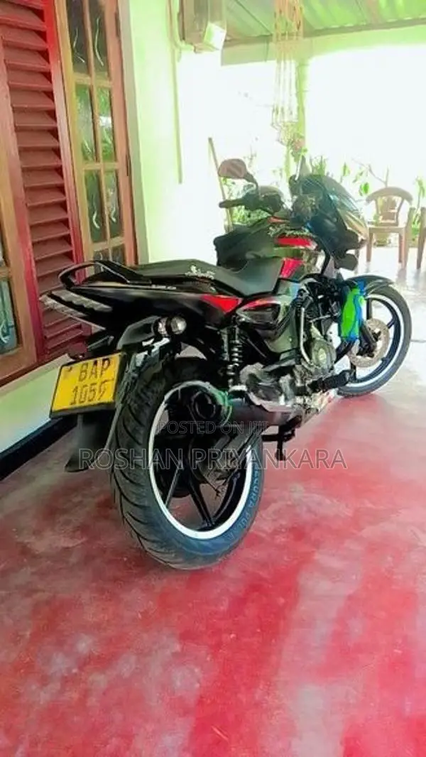 Bajaj Pulsar 150 2013