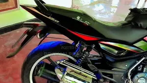 Bajaj Pulsar 150 2013