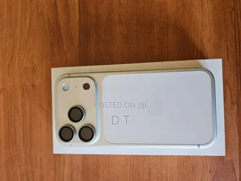 Apple iPhone 17 Pro X/A) (Used)