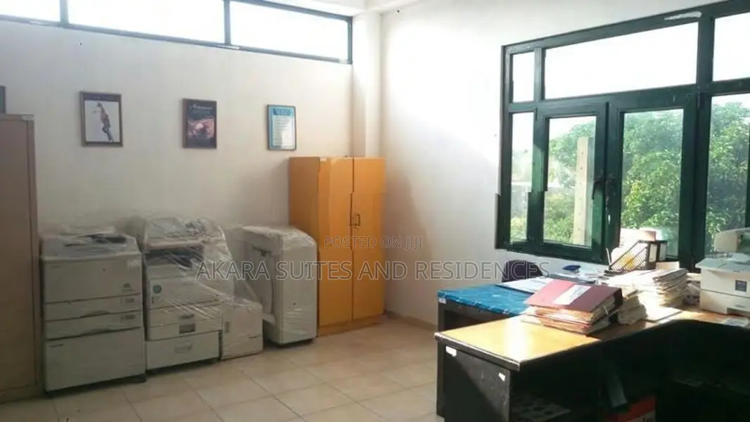 15,000 Sq.ft - Commercial Building For Rent CP26846 In Kotte