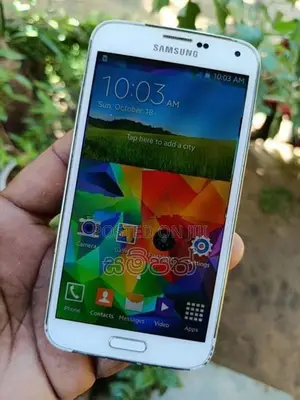 Samsung Galaxy S5 (Used)