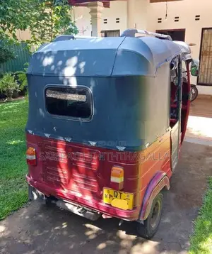 Bajaj RE 2009