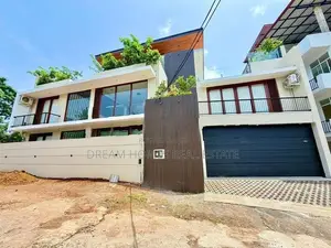 4-Bedroom Villa For Sale In Boralesgamuwa – 8,000 Sqft