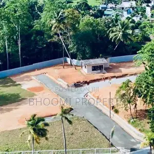 ගාල්ල කරාපිටිය බිම්කොටස්