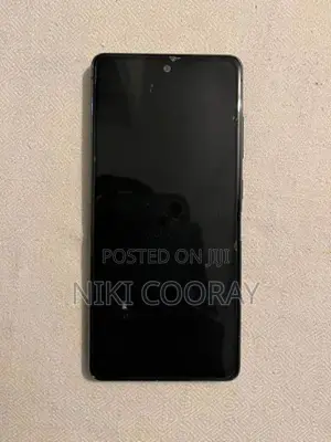 Samsung Galaxy S20FE (Used)