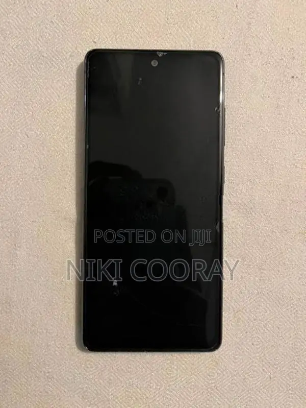 Samsung Galaxy S20FE (Used)