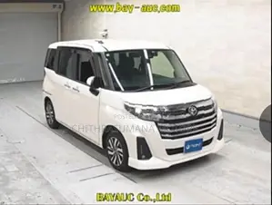 Toyota Roomy Limited Custom 2026