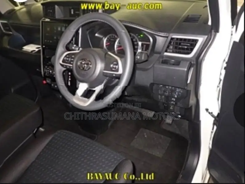 Toyota Roomy Limited Custom 2026
