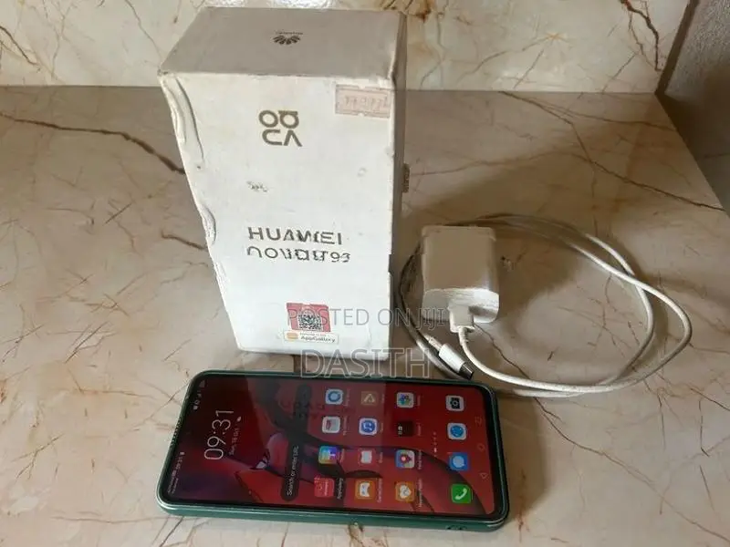 Huawei Nova Y90 (Used)