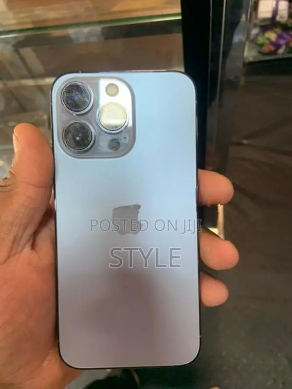Apple iPhone 13 Pro (Used)