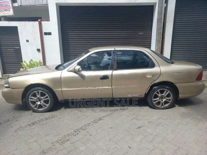 Kia Clarus 2000