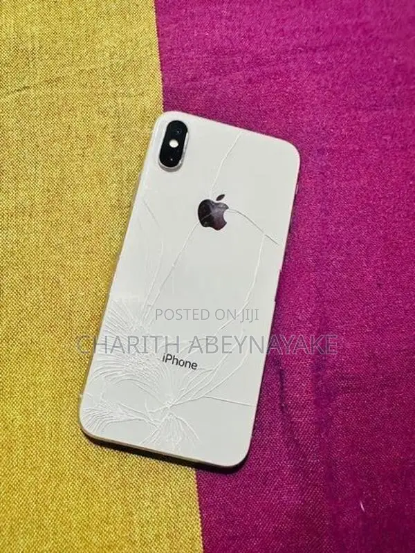 Apple iPhone X 256GB (Used)