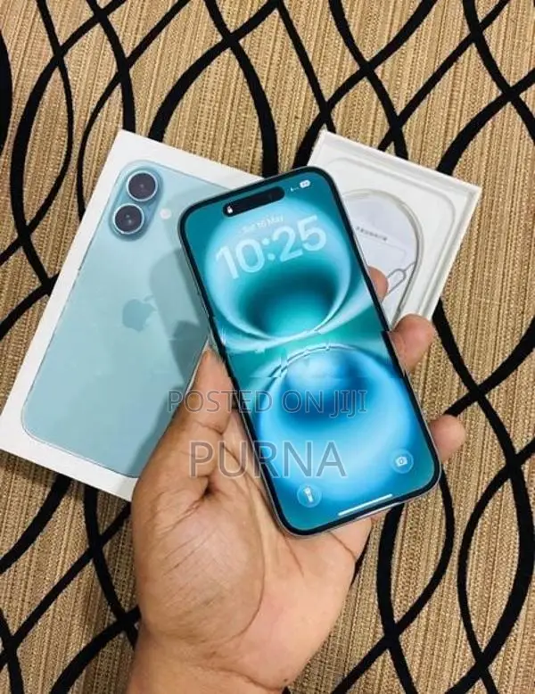 Apple iPhone 16 256GB (Used)