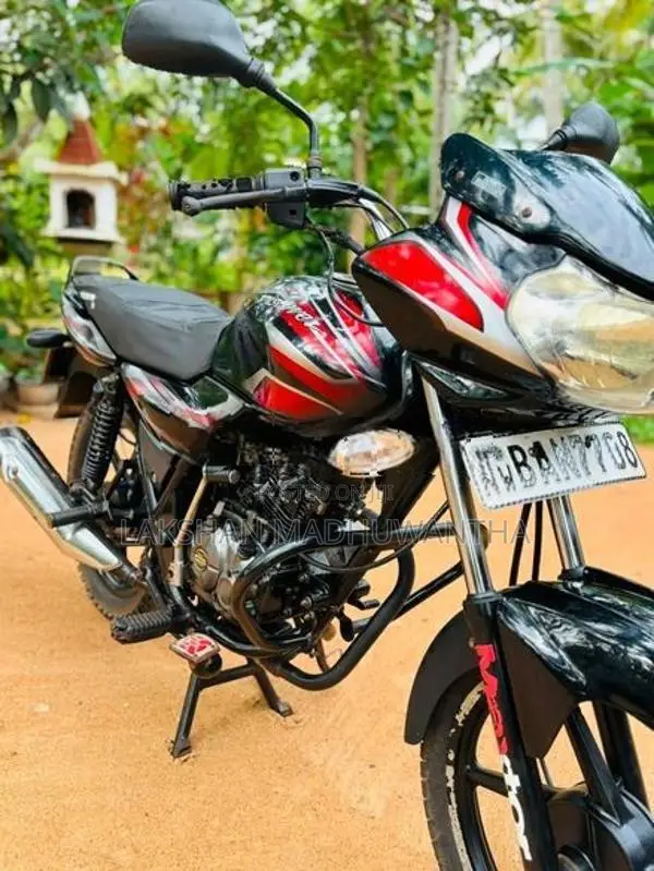 Bajaj Discover 2013