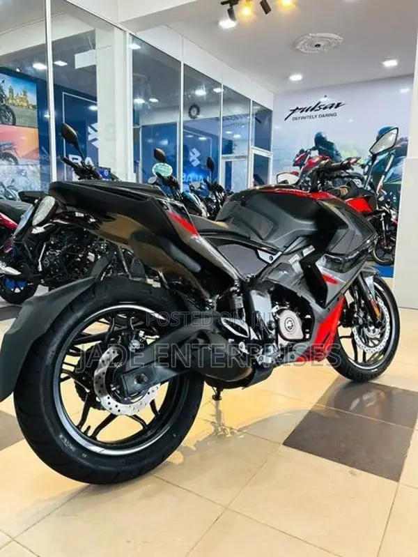 Bajaj Pulsar RS200 2026