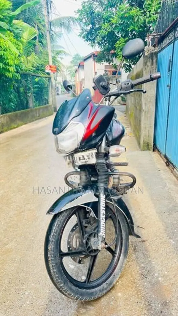 Bajaj Discover 2010