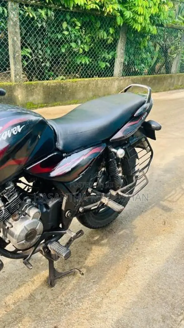 Bajaj Discover 2010