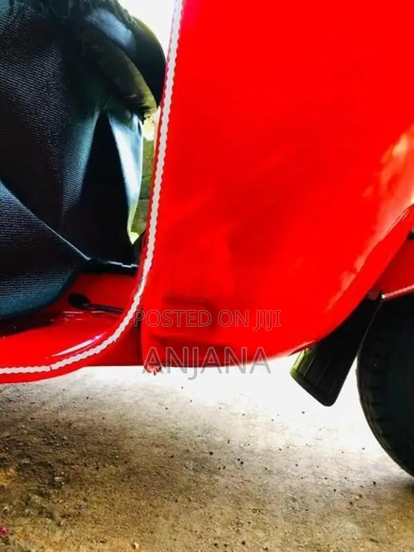 Bajaj RE 2006