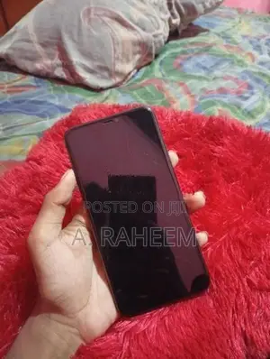 Apple iPhone 11 Pro Max (Used)