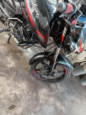 Bajaj Pulsar 150 Twin Disc 2016