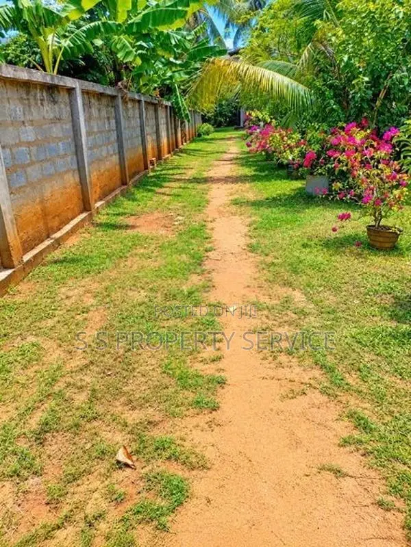 Two-Story House For Sale On Tissa Road, Ranna (Ssph-469) In Tangalla