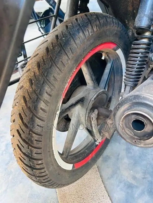 Bajaj Pulsar 150 2013