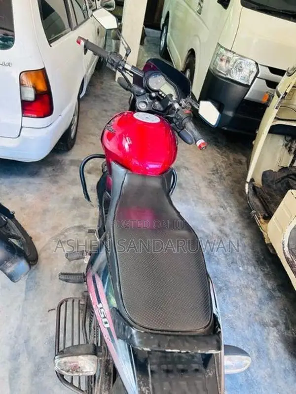 Bajaj Pulsar 150 2013