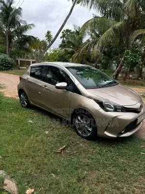 Toyota Vitz Auto 2015