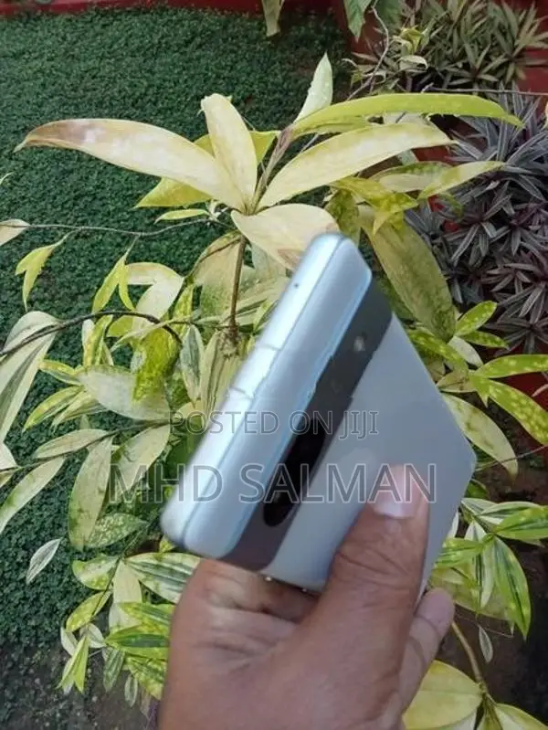 Google Pixel 7a (Used)